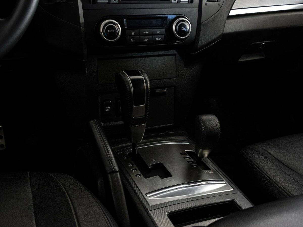 Купить Mitsubishi Pajero, 2012, 206 007 км, фото №13