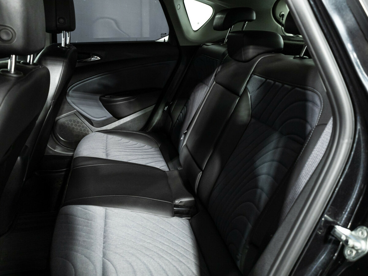 Купить Opel Astra J Рестайлинг, 2013, 153 570 км, фото №6